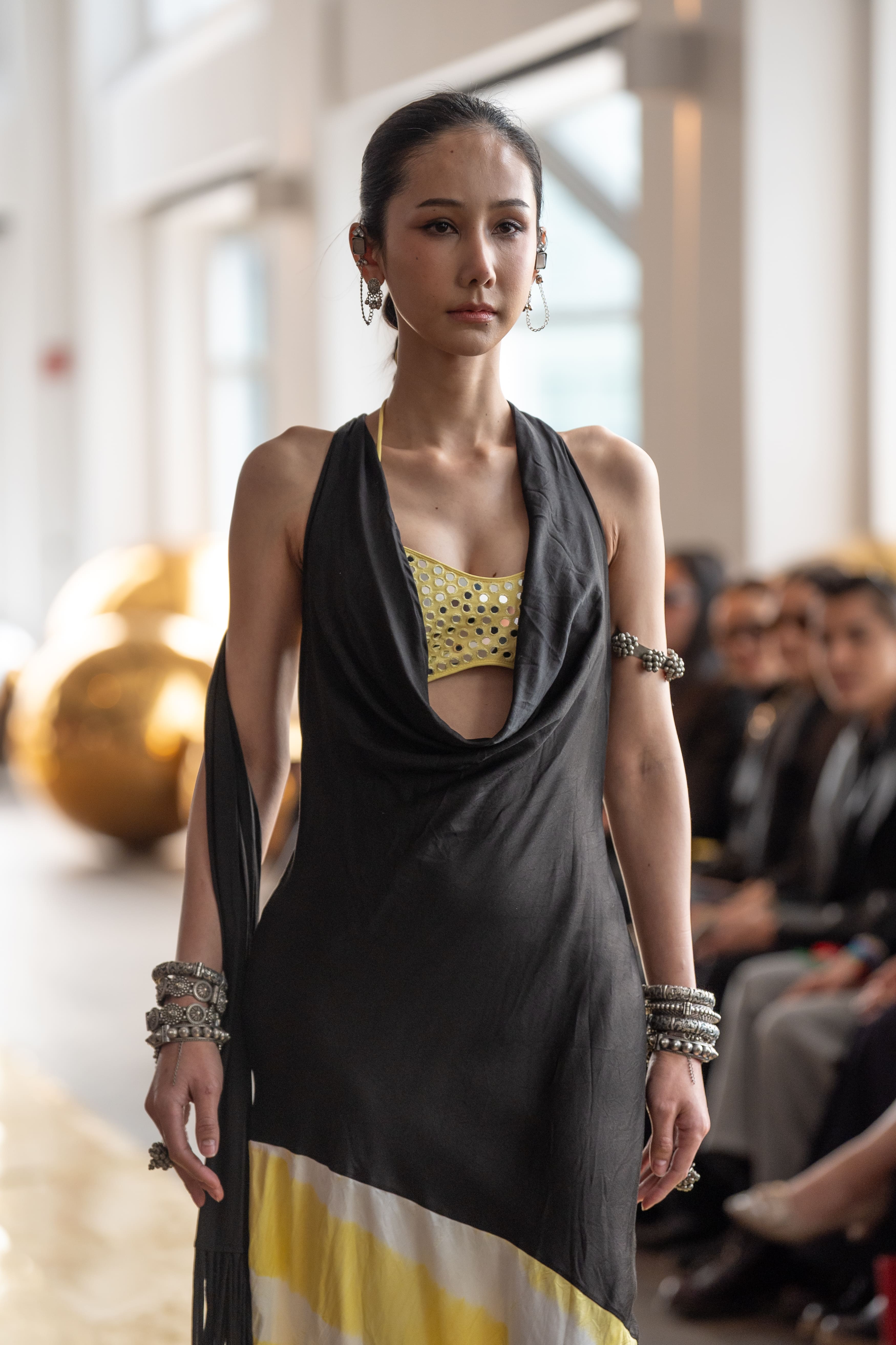 Lehariya Mirror Saree