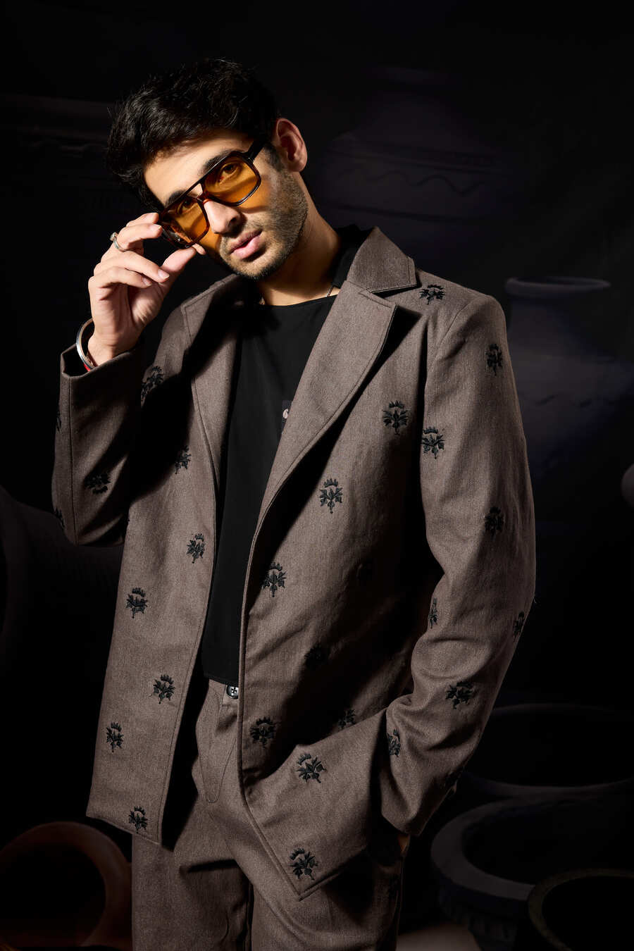 Mugal Embroidered Blazer