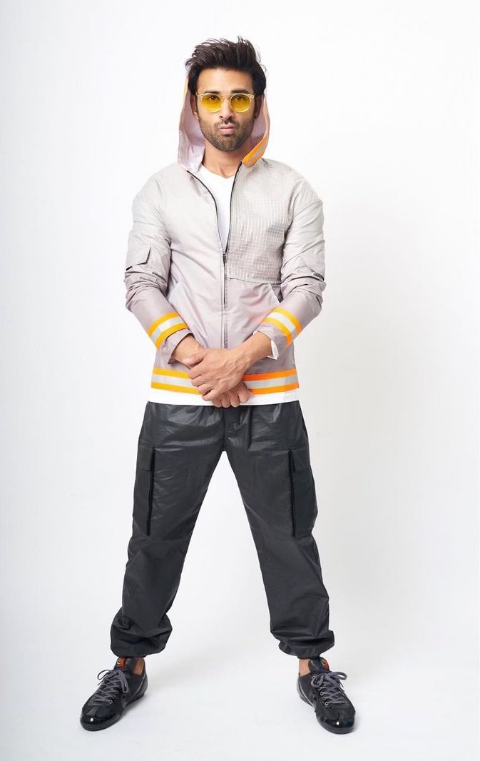 Unisex Contemp Overhood Jacket